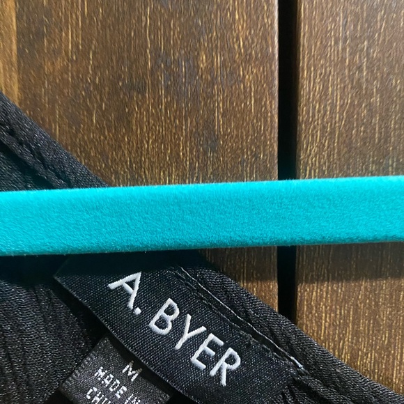 A.Byer Size M Embrioned Flowers Black T-shirt Blouse Cut Open Shoulder Off Shoul - Picture 3 of 6